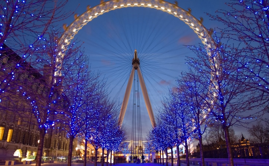 When Does It Get Dark In London In Winter