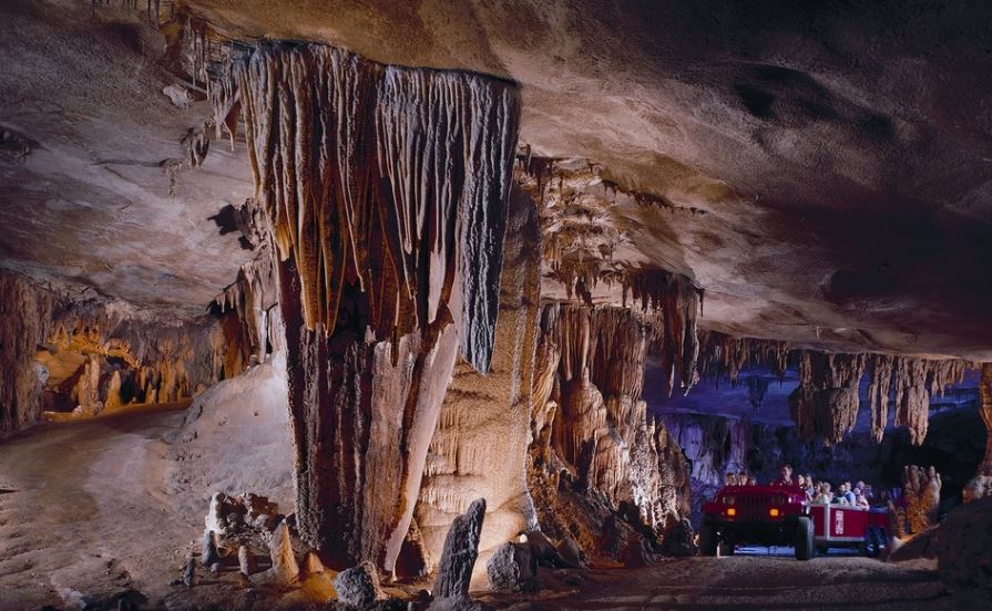 Springfield MO Fantastic Caverns